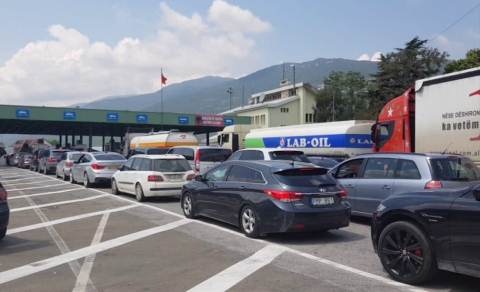 Gjallerohet turizmi: Rriten hyrjet e shtetasve te huaj ne mars